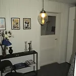 Apartamento G29 Sokkelleilighet Sentralt I Tromso, Ca. 50kvm. *
