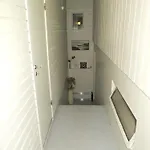 Apartamento G29 Sokkelleilighet Sentralt I Tromso, Ca. 50kvm. *