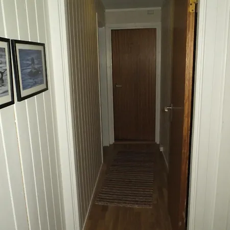 Apartament G29 Sokkelleilighet Sentralt I Tromso, Ca. 50kvm. *