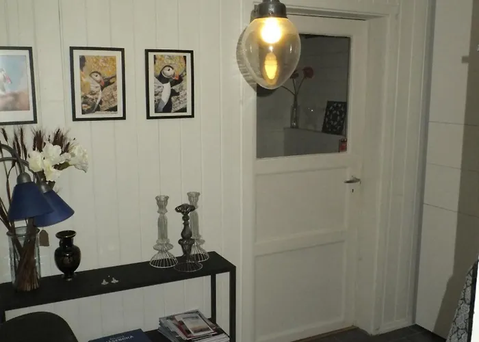 Apartamento G29 Sokkelleilighet Sentralt I Tromso, Ca. 50kvm. *