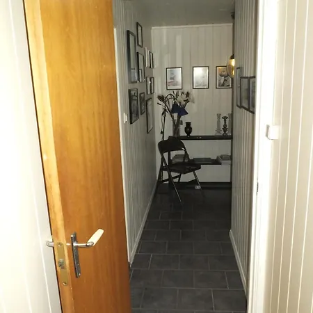 G29 Sokkelleilighet Sentralt I Tromso, Ca. 50kvm. شقة ترومسو